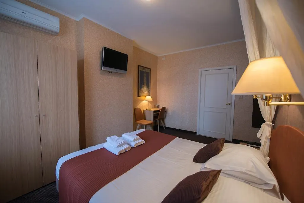***  Hotel Groeninghe Bruges Belgium