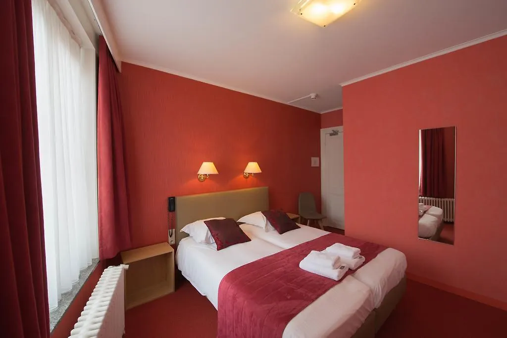 Hotel Groeninghe Brygge 3*,